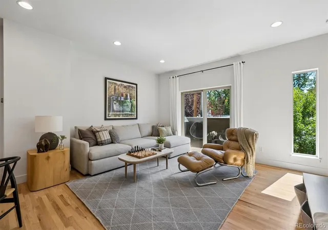 Photo 3 of Townhouse for sale at 1616 N Gilpin St, Denver, CO 80218 | MLS# 4154362 | Listing updated on 2026-10-07