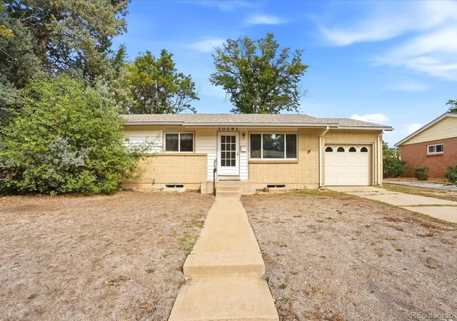 Photo 4 of Single family home for sale at 10191 W 64th Avenue, Arvada, CO 80004 | MLS# 7101619 | Listing updated on 2026-10-08