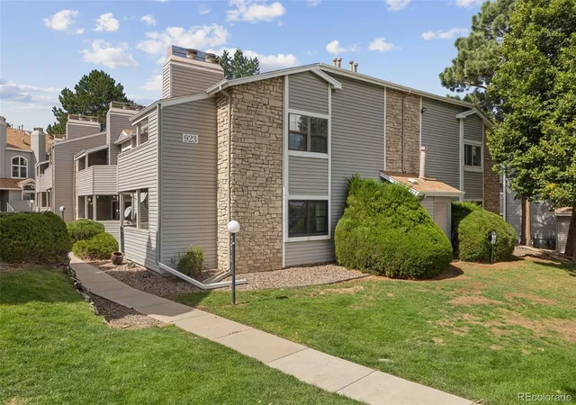 Photo 1 of Condo for sale at 923 S Zeno Way #104, Aurora, CO 80017 | MLS# 1567923 | Listing updated on 2026-09-23
