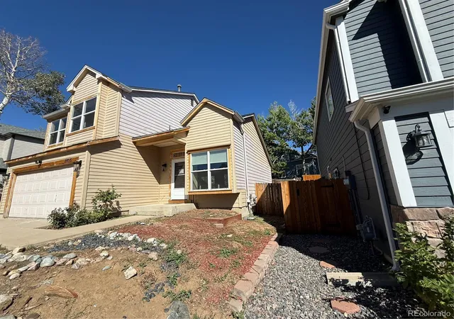 Photo 1 of Single family home for sale at 2806 S Danube St, Aurora, CO 80013 | MLS# 9497953 | Listing updated on 2026-09-24