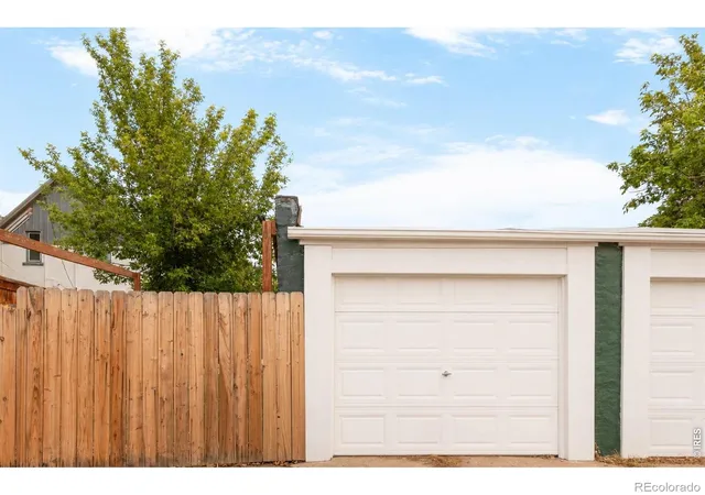Photo 4 of Single family home for sale at 2939 N Josephine St, Denver, CO 80205 | MLS# IR1069134 | Listing updated on 2026-10-04