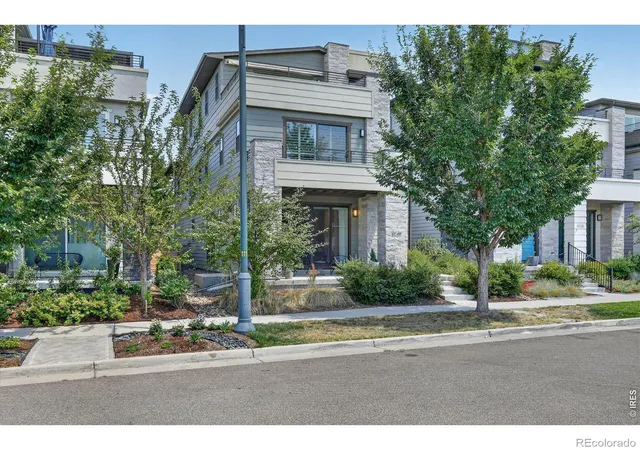 Photo 3 of Single family home for sale at 6048 N Beeler Ct, Denver, CO 80238 | MLS# IR1069136 | Listing updated on 2026-09-21