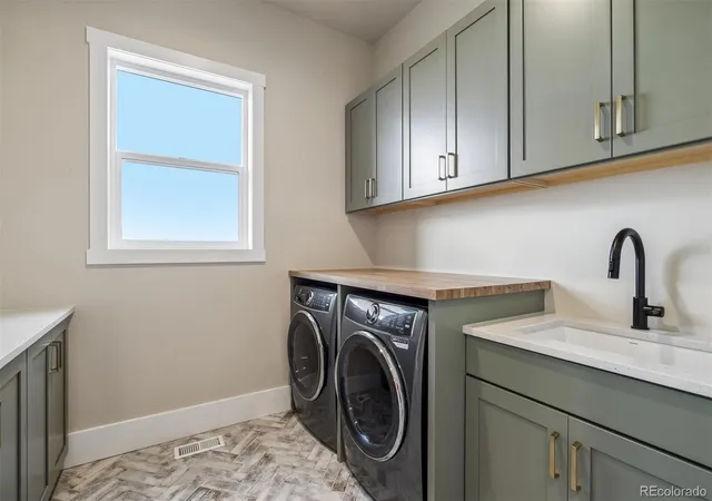Photo 4 of Single family home for sale at 6824 Shimmering Moon Ln, Colorado Springs, CO 80923 | MLS# 7782105 | Listing updated on 2026-09-22