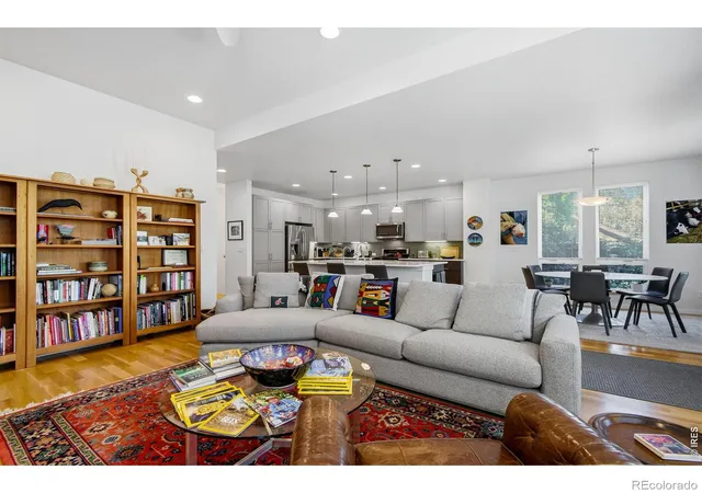 Photo 2 of Single family home for sale at 340 Mcconnell Dr, Lyons, CO 80540 | MLS# IR1069152 | Listing updated on 2026-09-22