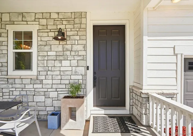 Photo 1 of Single family home for sale at 192 N Patsburg St, Aurora, CO 80018 | MLS# 1956530 | Listing updated on 2026-09-23