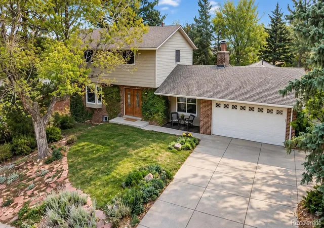 Single family home for sale at 1941 Mt Zion Dr, Golden, CO 80401 | MLS# 2599621