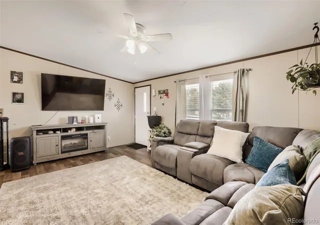 Photo 3 of Single family home for sale at 323 N Cedar St, Keenesburg, CO 80643 | MLS# 5913444 | Listing updated on 2026-09-22