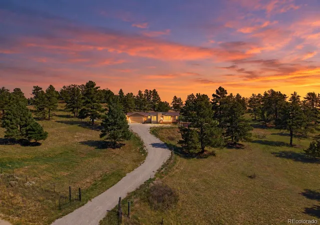 Photo 1 of Single family home for sale at 40250 Gold Nugget Dr, Deer Trail, CO 80105 | MLS# 4592159 | Listing updated on 2026-10-09