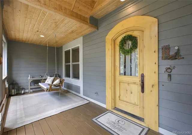 Photo 4 of Single family home for sale at 7086 Timbers Dr, Evergreen, CO 80439 | MLS# 6696516 | Listing updated on 2026-09-24