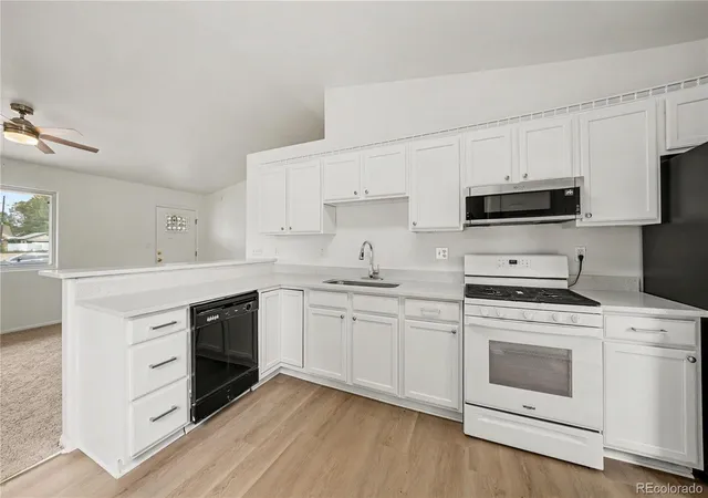 Photo 2 of Single family home for sale at 1002 Catalpa St, Pueblo, CO 81001 | MLS# 8262572 | Listing updated on 2026-10-08
