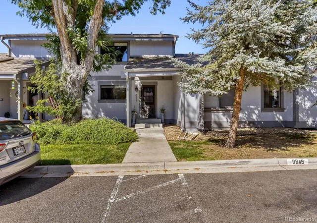 Photo 3 of Townhouse for sale at 8949 Yukon St, Broomfield, CO 80021 | MLS# 3437670 | Listing updated on 2026-09-24