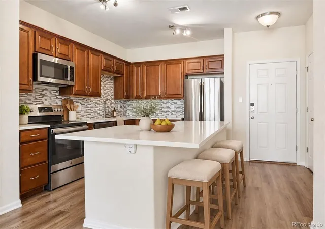 Condo for sale at 9633 E 5th Avenue #10304, Denver, CO 80230 | MLS# 1675100
