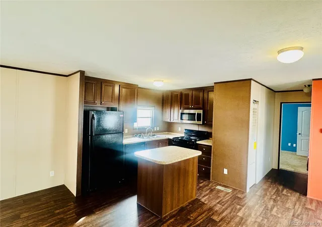 Photo 3 of Manufactured home for sale at 140 A St, Golden, CO 80401 | MLS# 4983940 | Listing updated on 2026-09-23