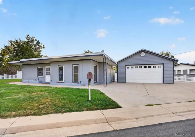 Photo 2 of Single family home for sale at 1101 W Stanford Ave, Englewood, CO 80110 | MLS# 2749786 | Listing updated on 2026-09-30