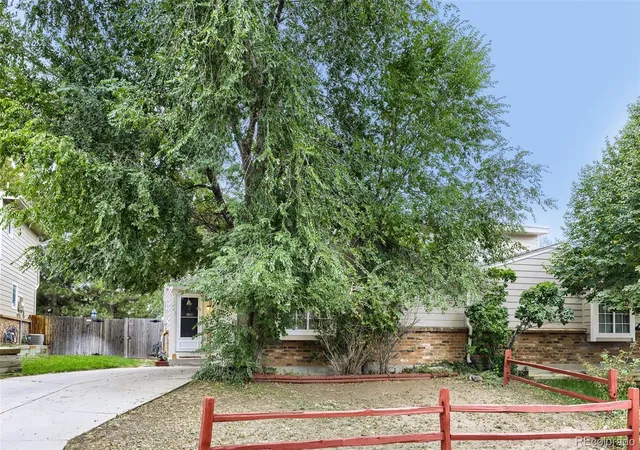 Photo 2 of Single family home for sale at 12566 Eudora St, Thornton, CO 80241 | MLS# 7355807 | Listing updated on 2026-10-02