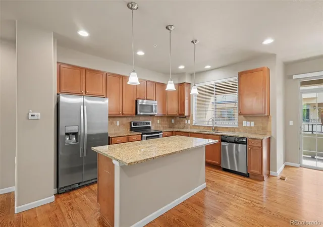 Photo 4 of Townhouse for sale at 1124 Rockhurst Dr #D, Highlands Ranch, CO 80129 | MLS# 4142169 | Listing updated on 2026-09-23