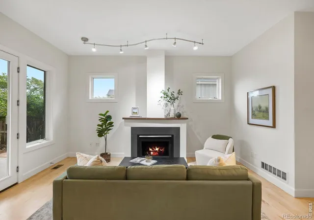 Photo 3 of Single family home for sale at 1461 Zamia Ave, Boulder, CO 80304 | MLS# IR1069186 | Listing updated on 2026-09-24
