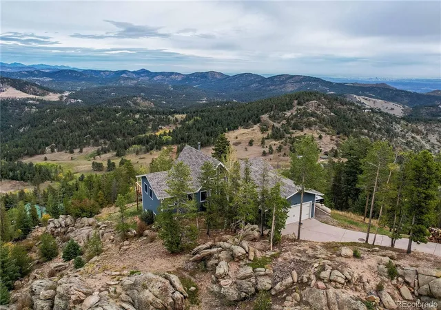 Photo 3 of Single family home for sale at 10181 City View Dr, Morrison, CO 80465 | MLS# 5564040 | Listing updated on 2026-09-24