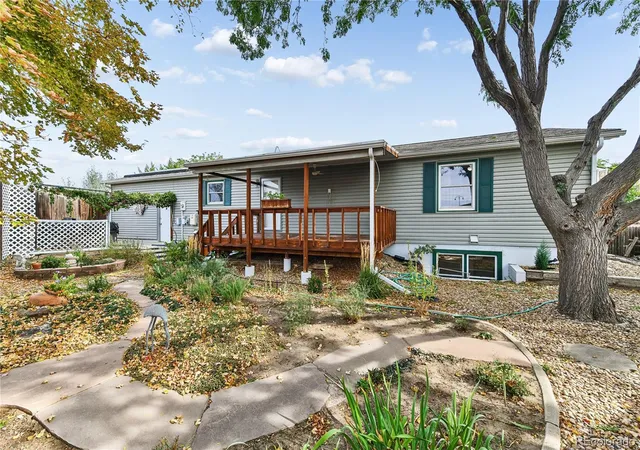 Photo 2 of Single family home for sale at 100 Flora Ct, Frederick, CO 80530 | MLS# 7926752 | Listing updated on 2026-10-10