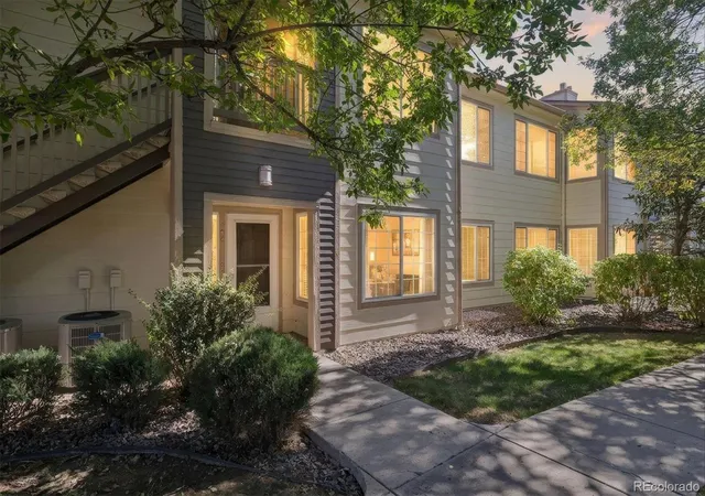 Condo for sale at 5443 S Dover St #104, Littleton, CO 80123 | MLS# 9002393