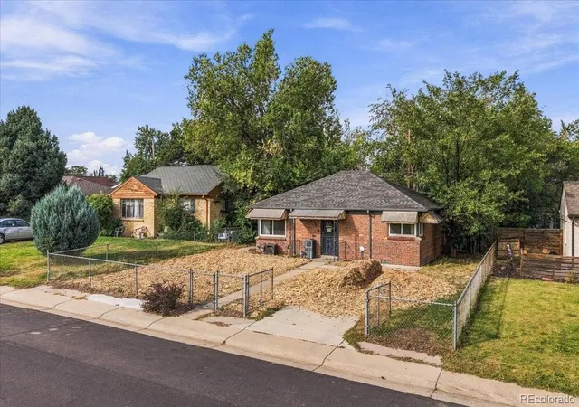 Photo 1 of Single family home for sale at 3025 N Adams St, Denver, CO 80205 | MLS# 2365626 | Listing updated on 2026-09-28