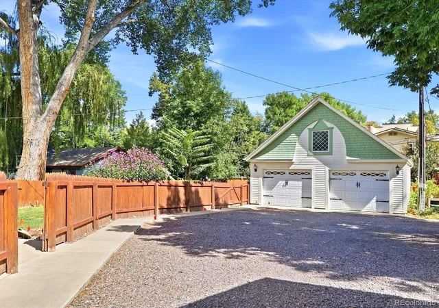 Photo 2 of Single family home for sale at 418 Pratt St, Longmont, CO 80501 | MLS# IR1069194 | Listing updated on 2026-09-23