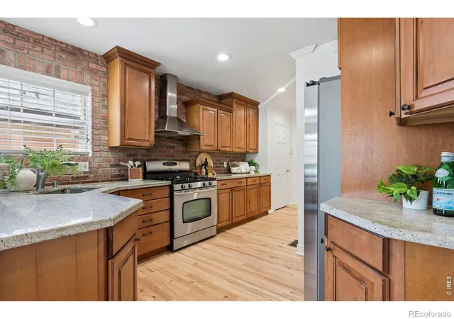 Photo 2 of Sale Pending at 1141 Elm St, Denver, CO 80220 | MLS# IR1069198 | Listing updated on 2026-10-05