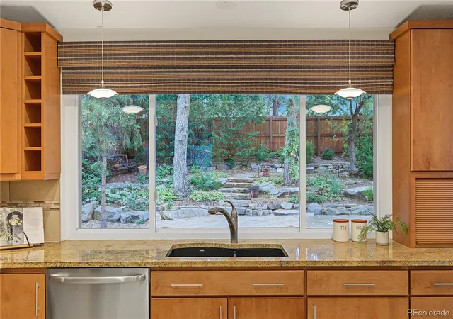 Photo 2 of Single family home for sale at 2532 S Yarrow St, Lakewood, CO 80227 | MLS# 6037291 | Listing updated on 2026-10-08