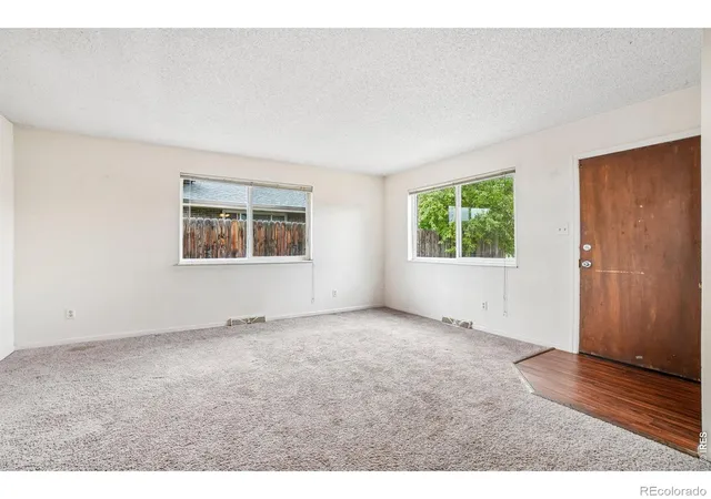Listing Photo 4 - Condo for sale in building located at 5939-5941 Newcombe Ct, Arvada, CO 80004