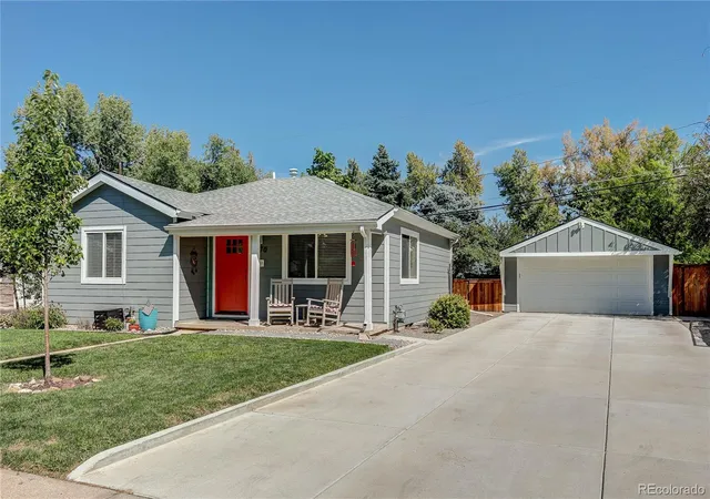 Single family home for sale at 6170 S Bemis St, Littleton, CO 80120 | MLS# 5833301