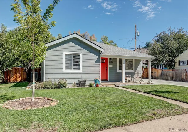 Photo 2 of Single family home for sale at 6170 S Bemis St, Littleton, CO 80120 | MLS# 5833301 | Listing updated on 2026-09-25