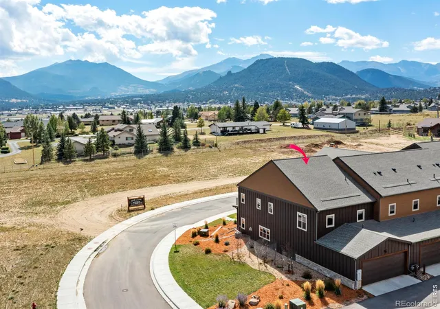 Photo 2 of Townhouse for sale at 1709 Continental Peaks Cir, Estes Park, CO 80517 | MLS# IR1069207 | Listing updated on 2026-09-25