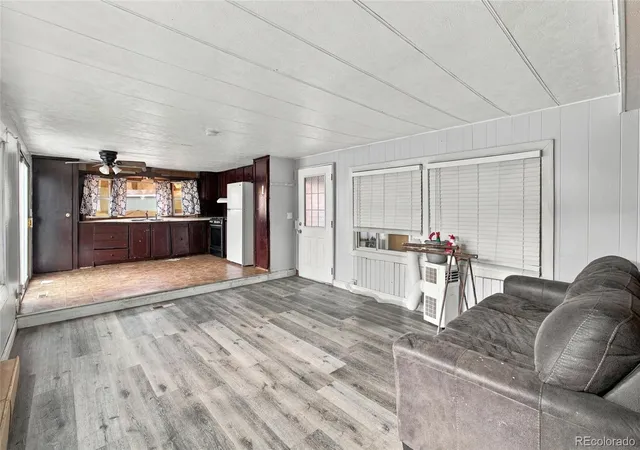 Photo 3 of Manufactured home for sale at 10910 Turner Blvd, Longmont, CO 80504 | MLS# 8328845 | Listing updated on 2026-10-02