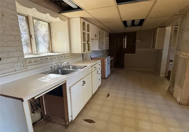 Photo 4 of Single family home for sale at 604 Park St, Hot Sulphur Springs, CO 80451 | MLS# 4061913 | Listing updated on 2026-09-25
