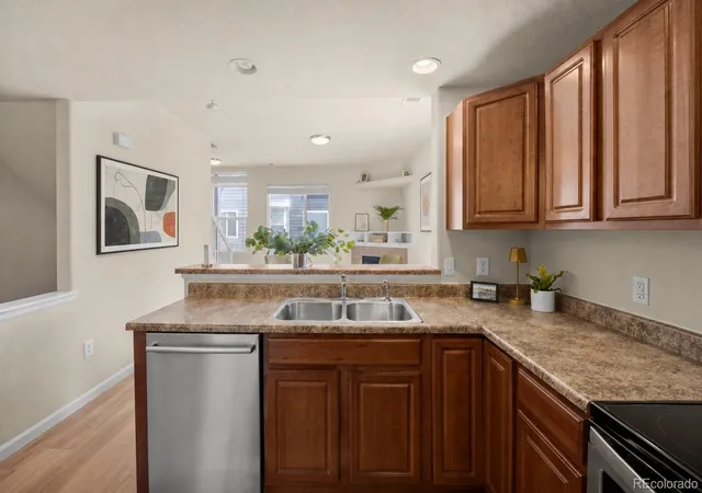 Photo 4 of Townhouse for sale at 8751 Pearl St #Q1, Thornton, CO 80229 | MLS# 5637274 | Listing updated on 2026-09-24
