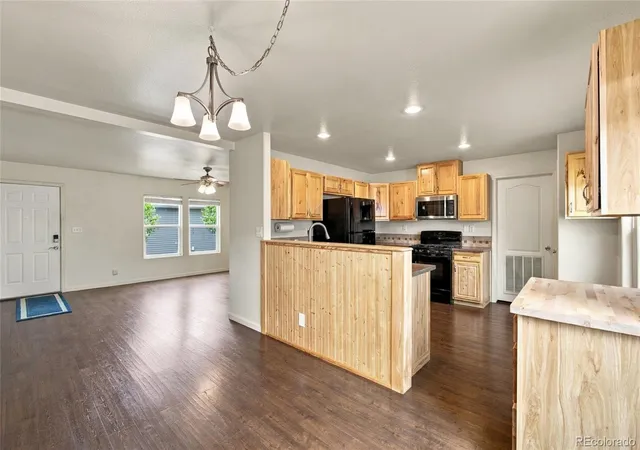 Photo 4 of Manufactured home for sale at 10578 Titan Ave, Firestone, CO 80504 | MLS# 9038685 | Listing updated on 2026-09-24