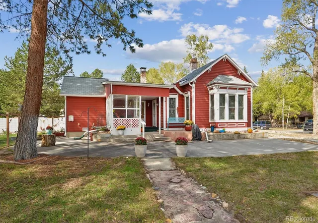 Photo 1 of Single family home for sale at 138 N Pleasant Ave, Buena Vista, CO 81211 | MLS# 4098934 | Listing updated on 2026-10-08