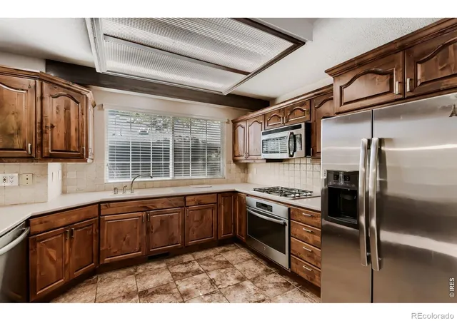 Photo 3 of Single family home for sale at 7103 Dry Crk Ct, Niwot, CO 80503 | MLS# IR1069214 | Listing updated on 2026-09-24