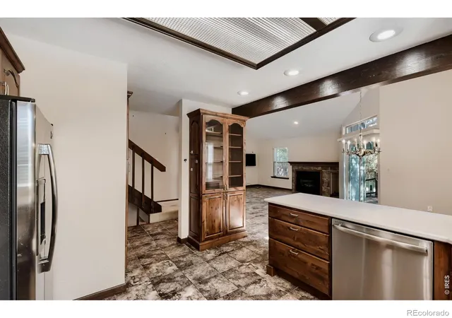 Photo 4 of Single family home for sale at 7103 Dry Crk Ct, Niwot, CO 80503 | MLS# IR1069214 | Listing updated on 2026-09-24