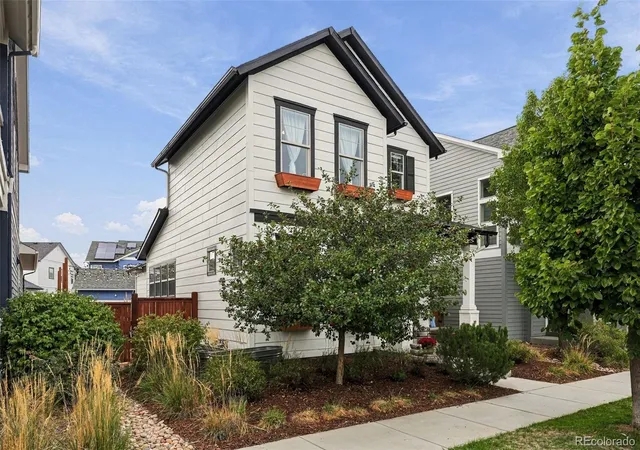 Photo 1 of Single family home for sale at 5047 Akron St, Denver, CO 80238 | MLS# 3912376 | Listing updated on 2026-10-08