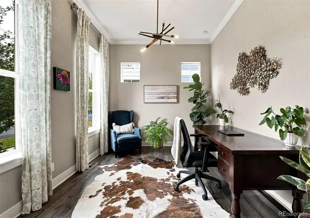 Photo 4 of Single family home for sale at 5047 Akron St, Denver, CO 80238 | MLS# 3912376 | Listing updated on 2026-10-08