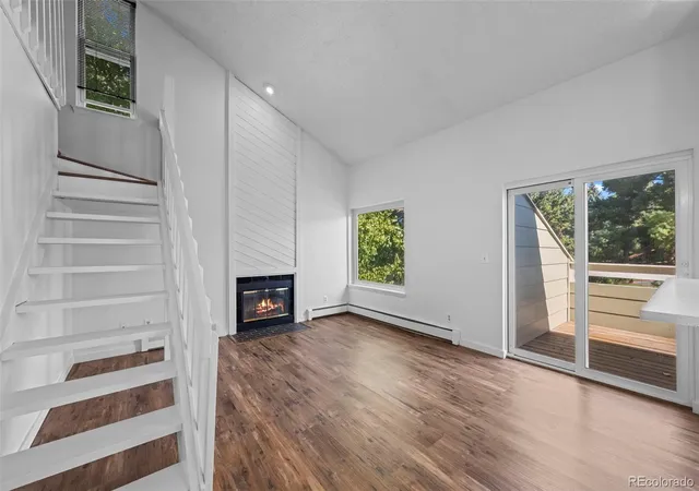 Condo for sale at 7977 Countryside Dr #107, Niwot, CO 80503 | MLS# 9300740