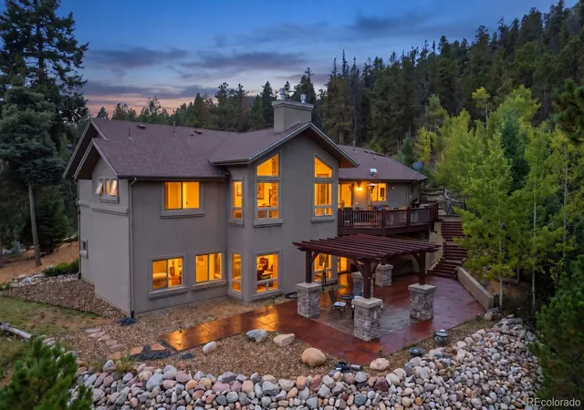 Photo 2 of Single family home for sale at 609 Crystola Ct, Woodland Park, CO 80863 | MLS# 5925574 | Listing updated on 2026-09-24