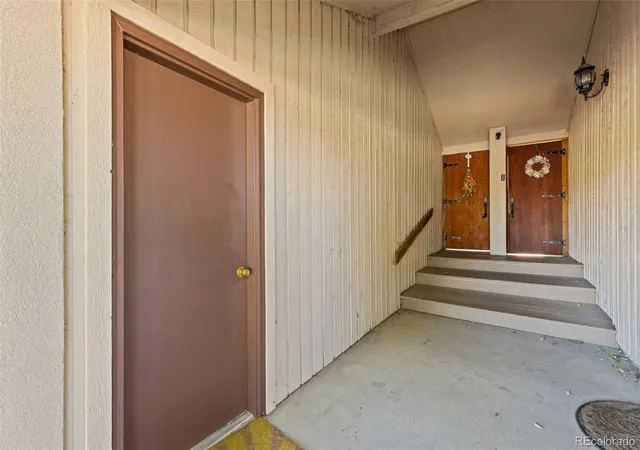 Photo 3 of Townhouse for sale at 6696 Pinewood Dr, Parker, CO 80134 | MLS# 9905286 | Listing updated on 2026-09-30