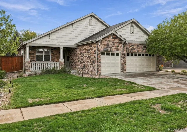 Photo 3 of Single family home for sale at 23988 E Bellewood Dr, Aurora, CO 80016 | MLS# 8411543 | Listing updated on 2026-10-04