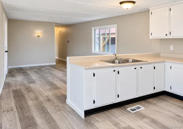 Photo 3 of Manufactured home for sale at 517 E Trilby Rd, Fort Collins, CO 80525 | MLS# 5216382 | Listing updated on 2026-09-24