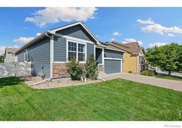 Photo 4 of Single family home for sale at 2202 Maple Hl Dr, Fort Collins, CO 80524 | MLS# IR1069225 | Listing updated on 2026-10-09