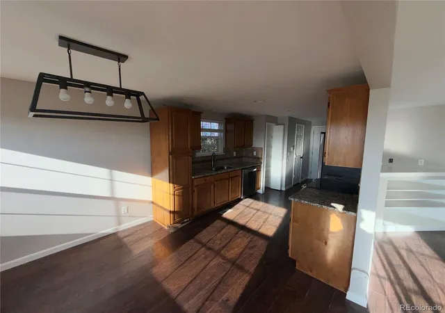Photo 4 of Single family home for sale at 22471 E Princeton Dr, Aurora, CO 80018 | MLS# 8081810 | Listing updated on 2026-10-08