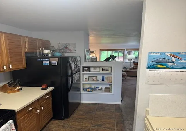 Listing Photo 5 - Condo for sale in building located at 327 El Paso Blvd, Manitou Springs, CO 80829 - Unit #H