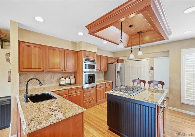 Photo 2 of Single family home for sale at 5 White Pine Pl, Littleton, CO 80127 | MLS# 7220908 | Listing updated on 2026-10-22